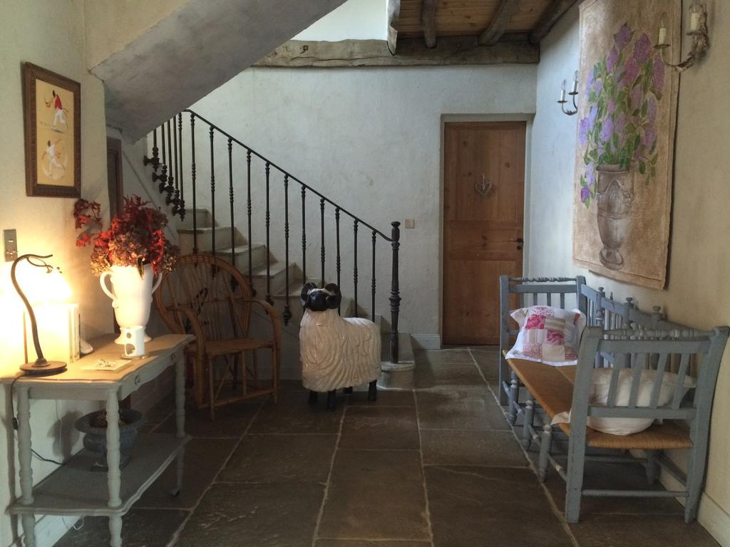 Les Volets Bleus Bed and Breakfast Arcangues Exteriör bild