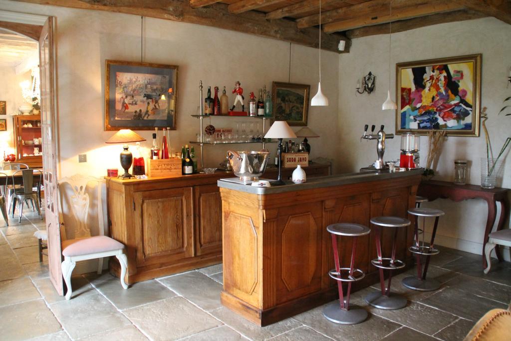 Les Volets Bleus Bed and Breakfast Arcangues Exteriör bild