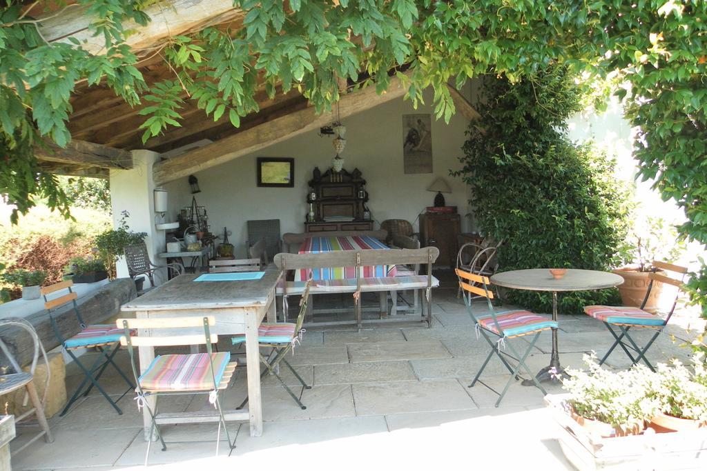 Les Volets Bleus Bed and Breakfast Arcangues Exteriör bild