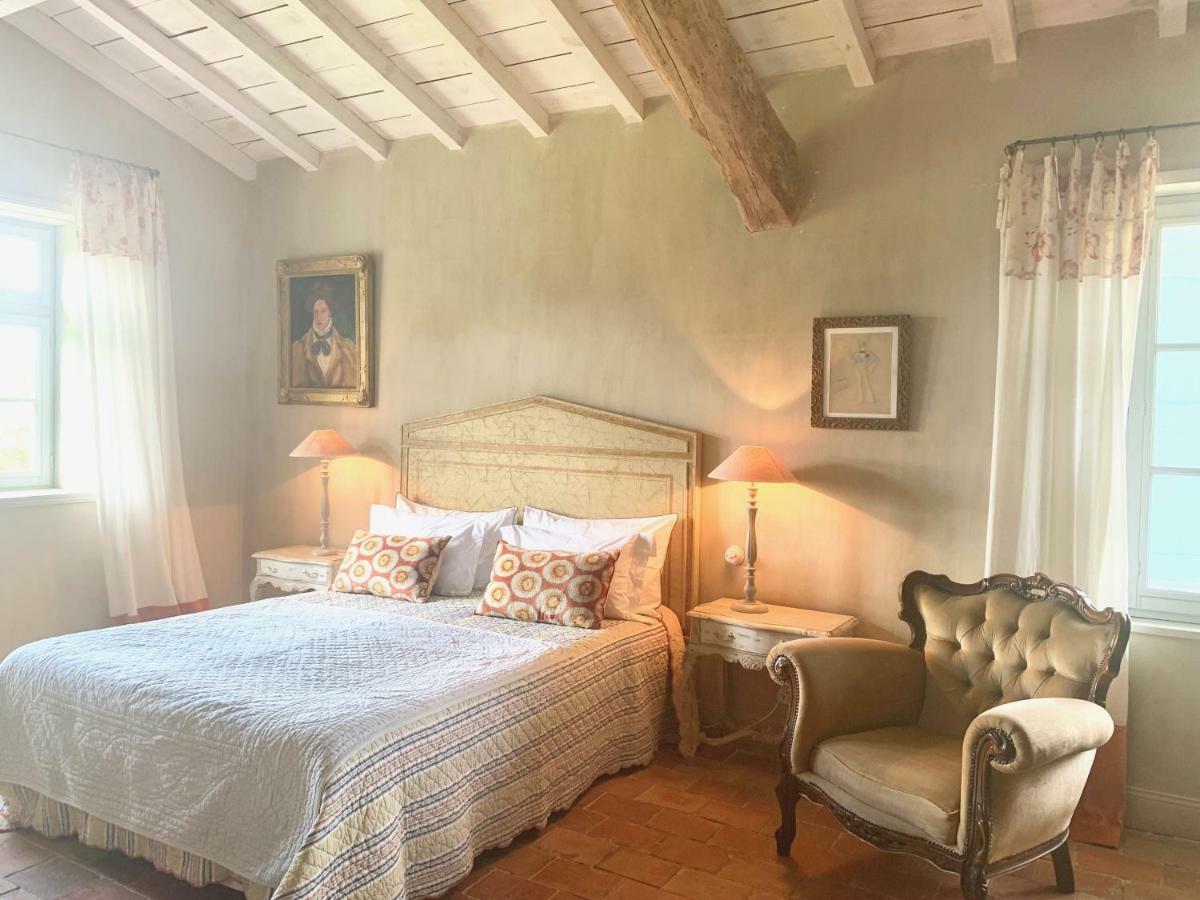 Les Volets Bleus Bed and Breakfast Arcangues Exteriör bild